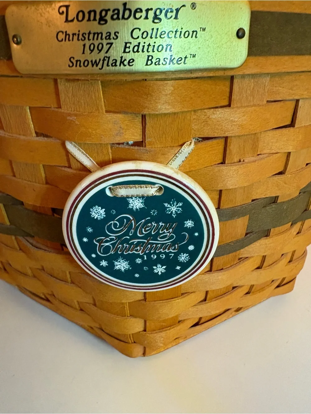 Longaberger Christmas Collection 1997 Snowflake Basket, Protector & Tie-on